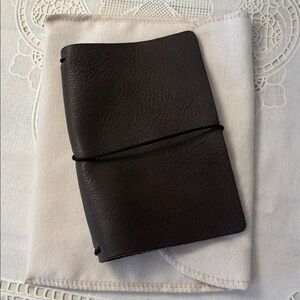 Chic Sparrow Pocket Size Classic Grey Leather Traveler's Notebook Cover NEW